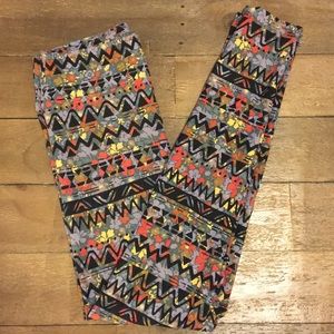 NWOT LuLaRoe Leggings